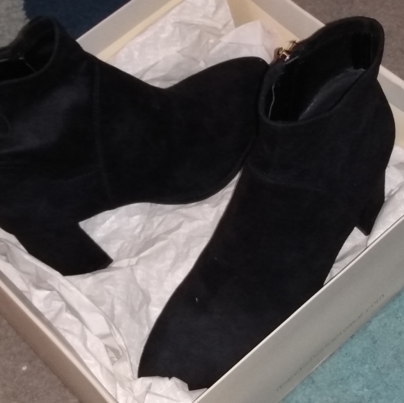 Black Heeled Ankle Boots - Picture 5 of 6